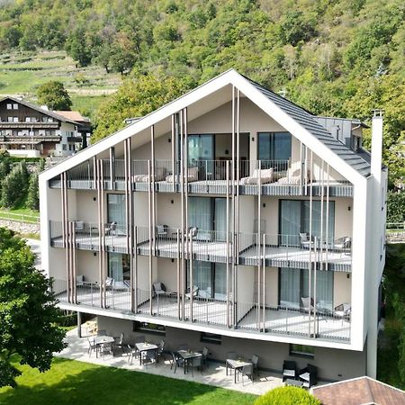 Guesthouse Karnatsch Parcines Eksteriør bilde